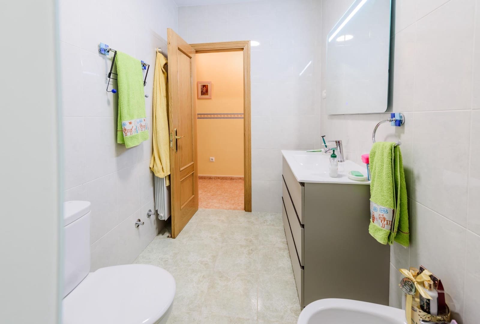 Chalet de 4 habitaciones en Horche en venta con piscina garaje - 480.000 € (Ref: 9679987)