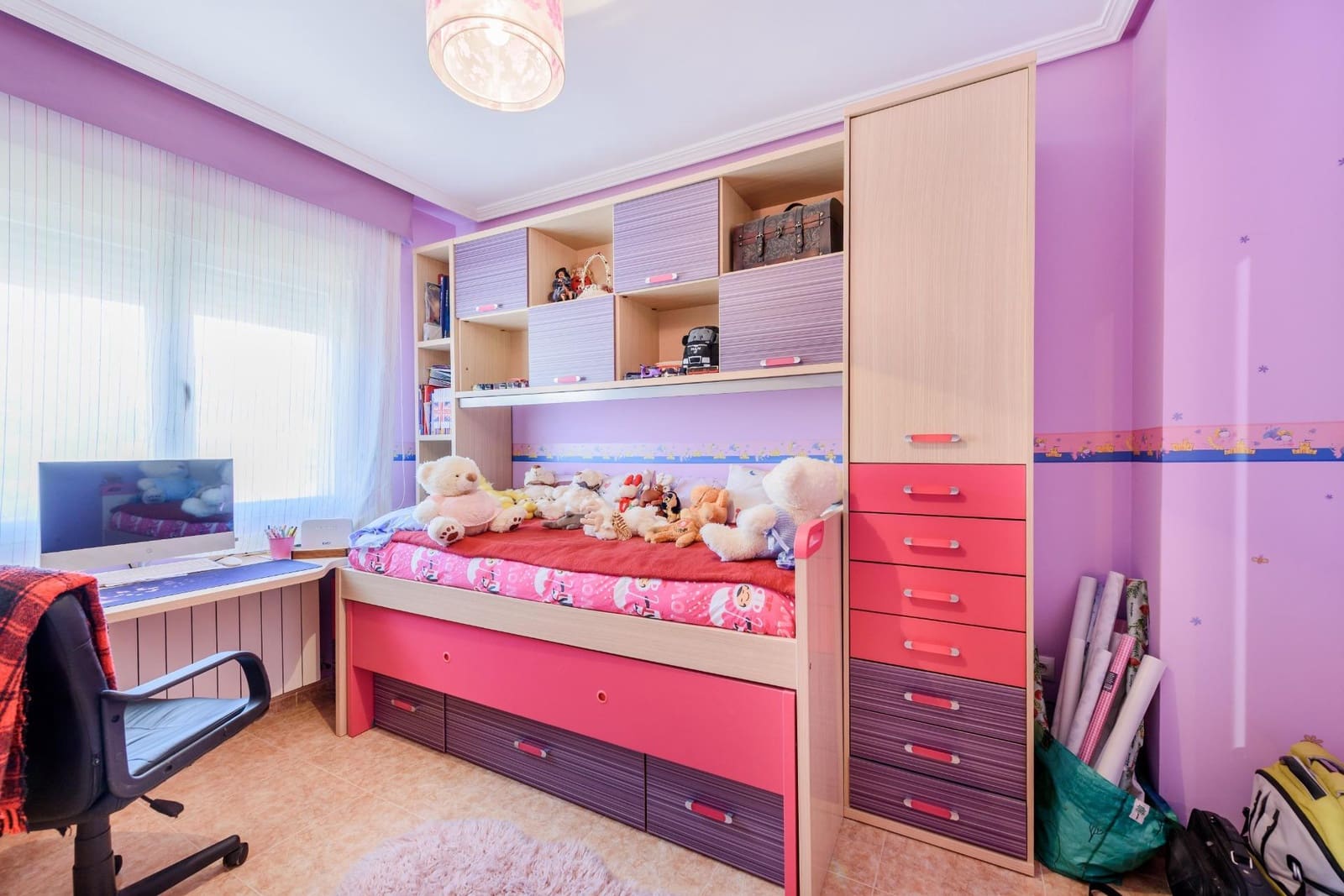 Chalet de 4 habitaciones en Horche en venta con piscina garaje - 480.000 € (Ref: 9679987)