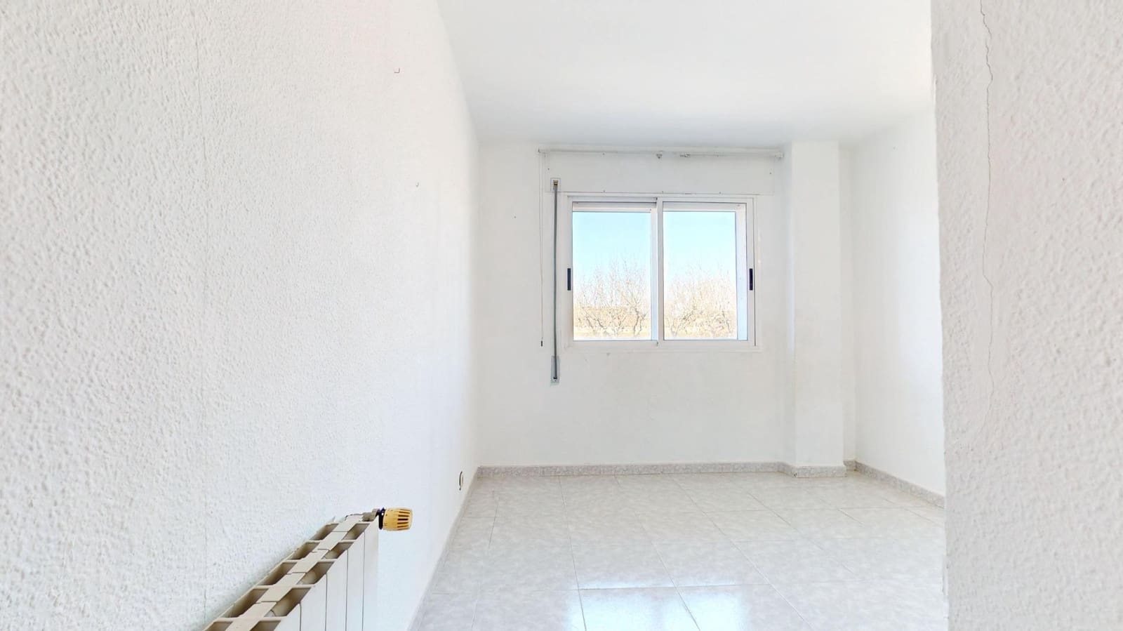 4 bedroom Flat for sale in Vila-seca with garage - € 215,000 (Ref: 9686755)