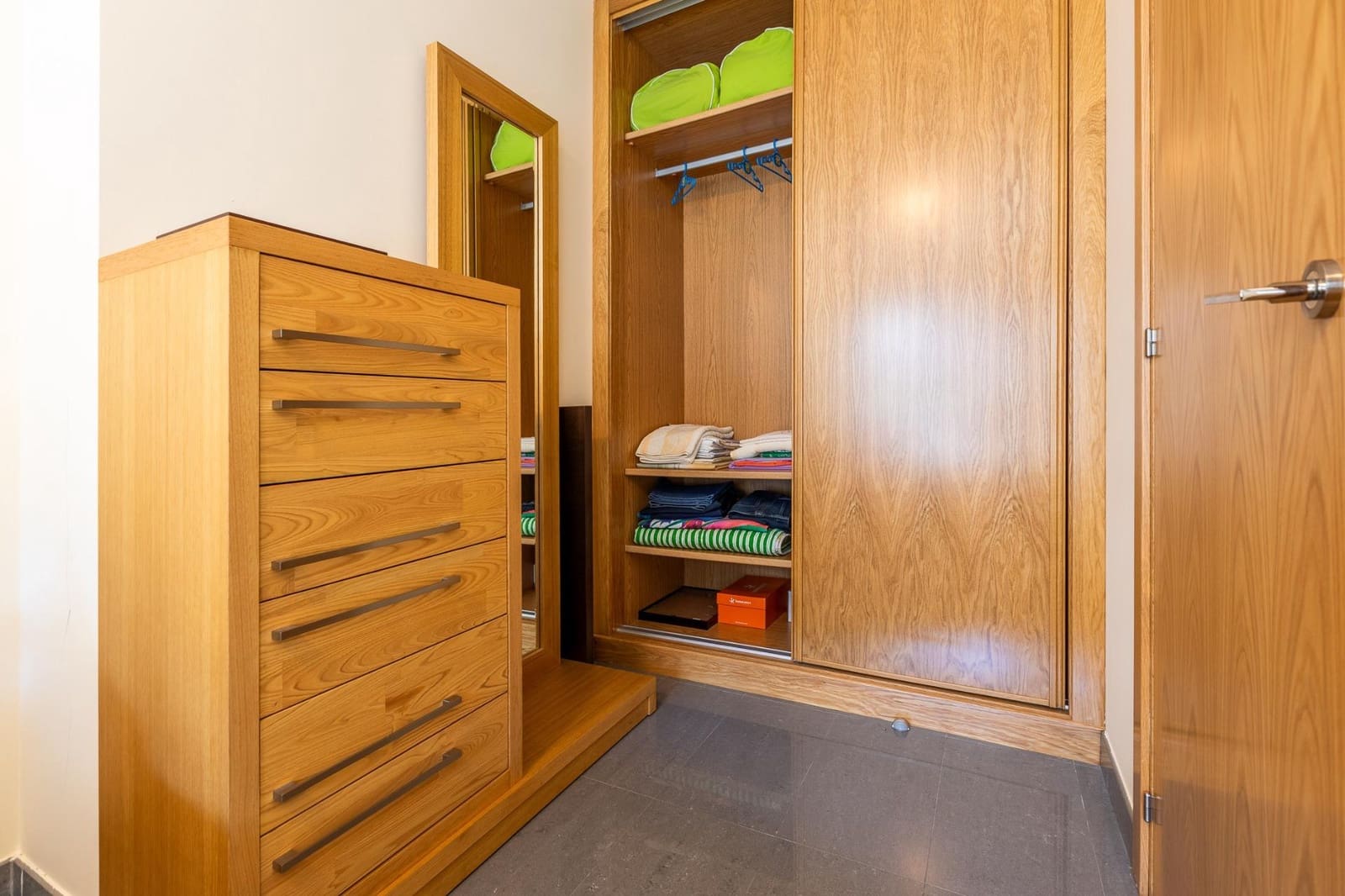 2 soverom Leilighet til salgs i Sada med garasje - € 350 000 (Ref: 9686756)