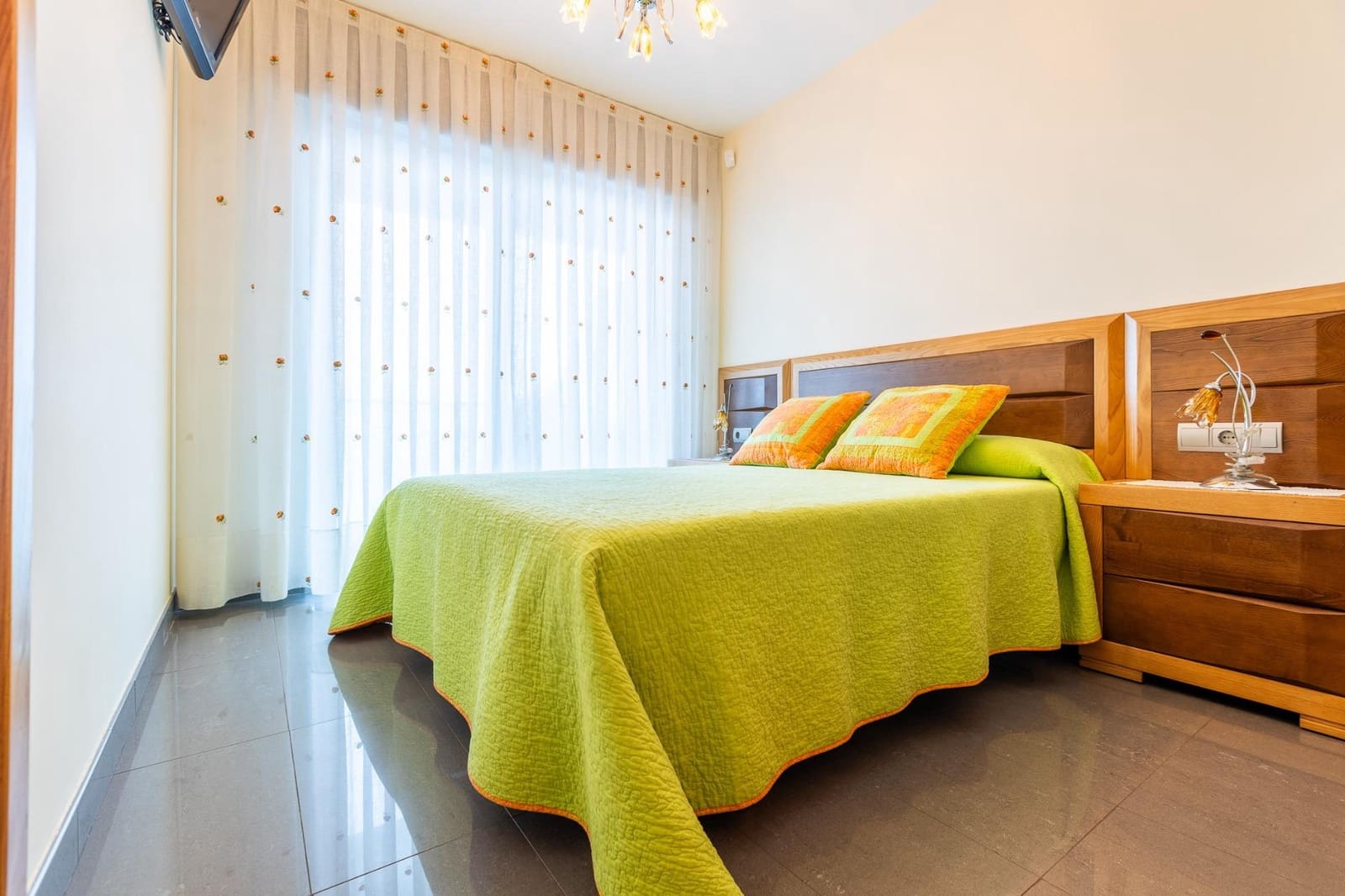 2 soverom Leilighet til salgs i Sada med garasje - € 350 000 (Ref: 9686756)