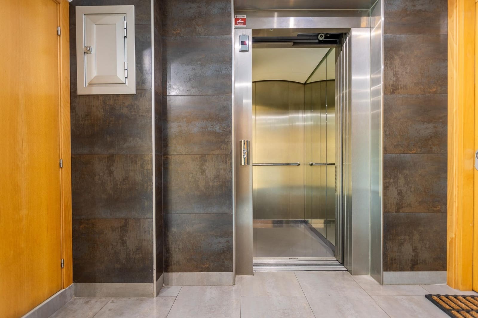 2 soverom Leilighet til salgs i Sada med garasje - € 350 000 (Ref: 9686756)