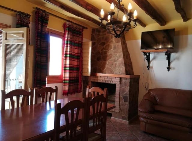 12 quarto Hotel para venda em Yegen, Alpujarra de la Sierra - 450 000 € (Ref: 9690969)