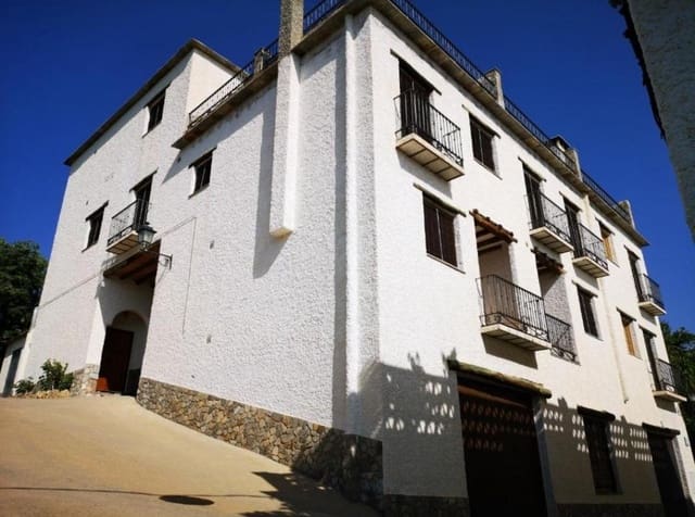 12 quarto Hotel para venda em Yegen, Alpujarra de la Sierra - 450 000 € (Ref: 9690969)