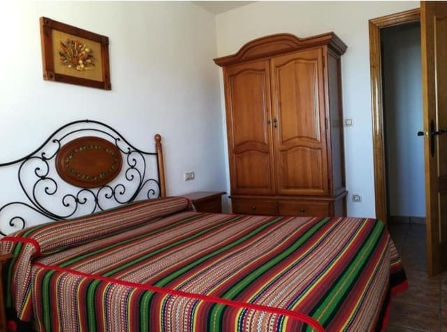 12 quarto Hotel para venda em Yegen, Alpujarra de la Sierra - 450 000 € (Ref: 9690969)