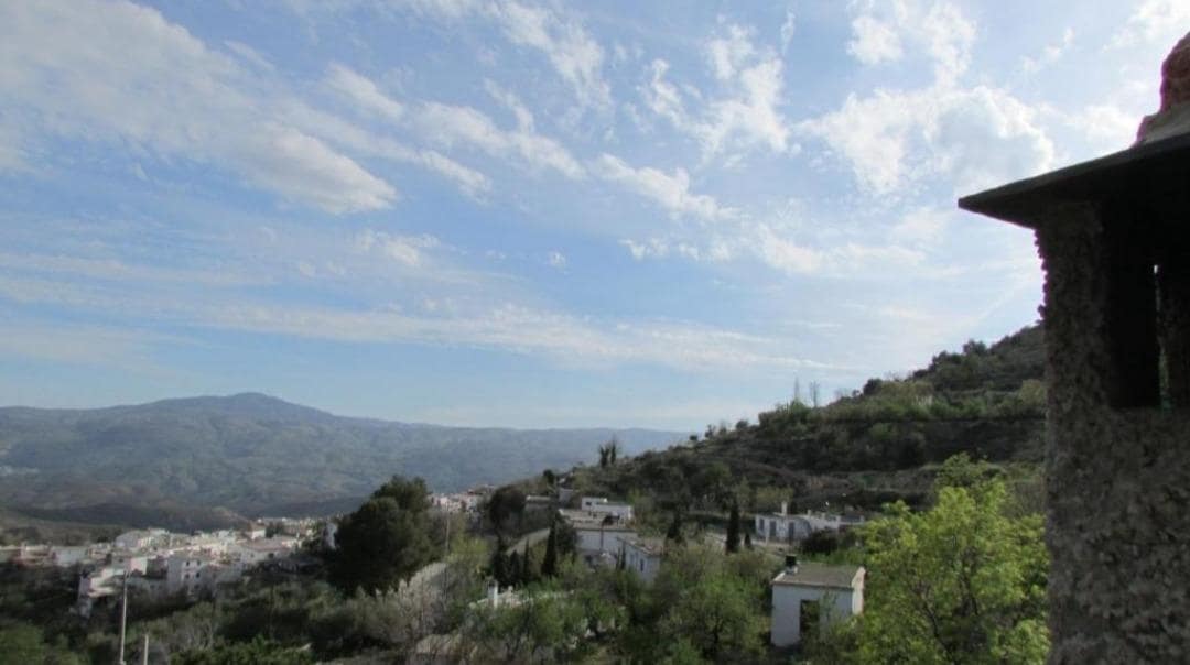 12 quarto Hotel para venda em Yegen - 450 000 € (Ref: 9690969)