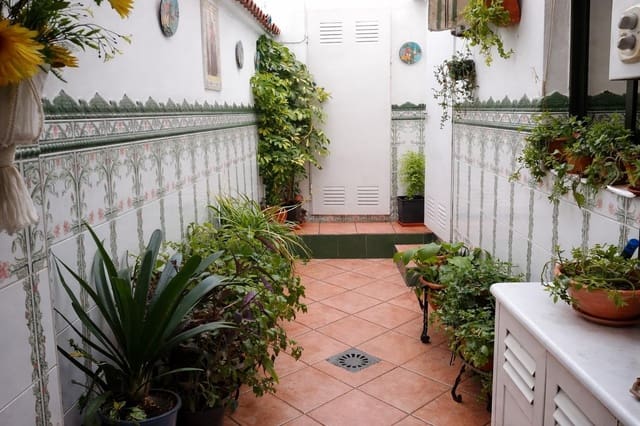 4 Zimmer Apartment zu verkaufen in Baena mit Garage - 120.000 € (Ref: 9690970)