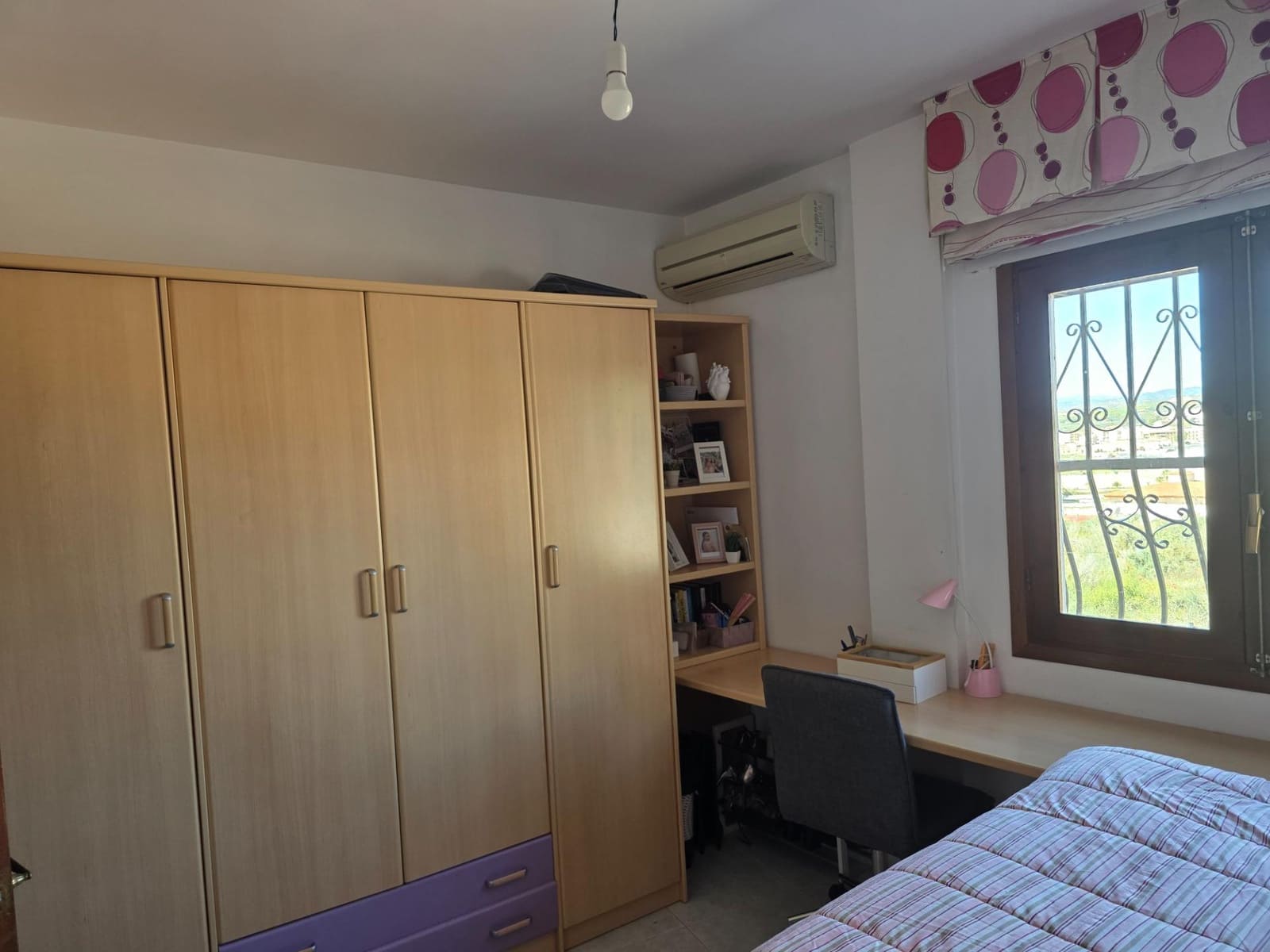 5 bedroom Villa for sale in Cuevas del Almanzora with garage - € 190,000 (Ref: 9696291)