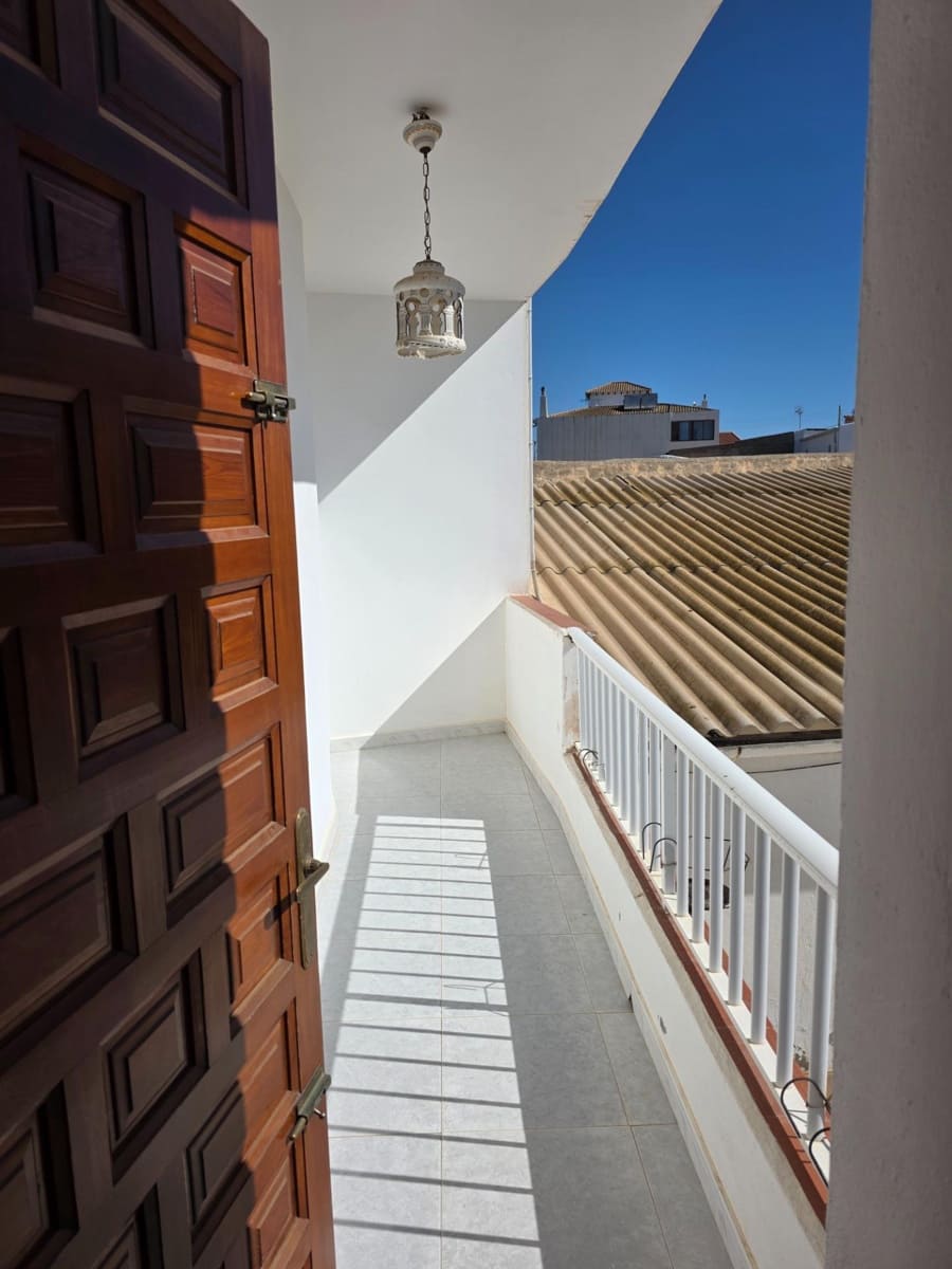 5 soveværelse Villa til salg i Cuevas del Almanzora med garage - € 188.000 (Ref: 9696291)