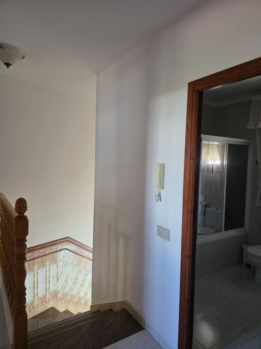 5 soveværelse Villa til salg i Cuevas del Almanzora med garage - € 188.000 (Ref: 9696291)