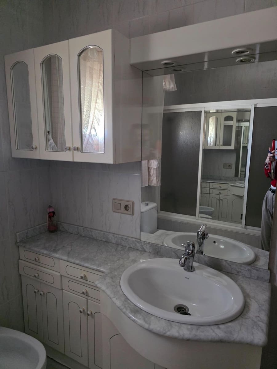 5 soveværelse Villa til salg i Cuevas del Almanzora med garage - € 188.000 (Ref: 9696291)