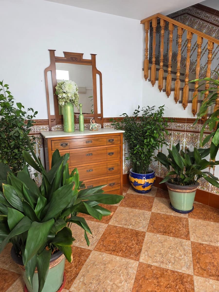 5 soveværelse Villa til salg i Cuevas del Almanzora med garage - € 188.000 (Ref: 9696291)