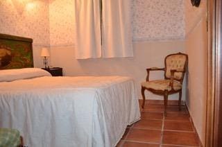 4 bedroom Finca/Country House for sale in Guadahortuna with pool garage - € 450,000 (Ref: 9696292)