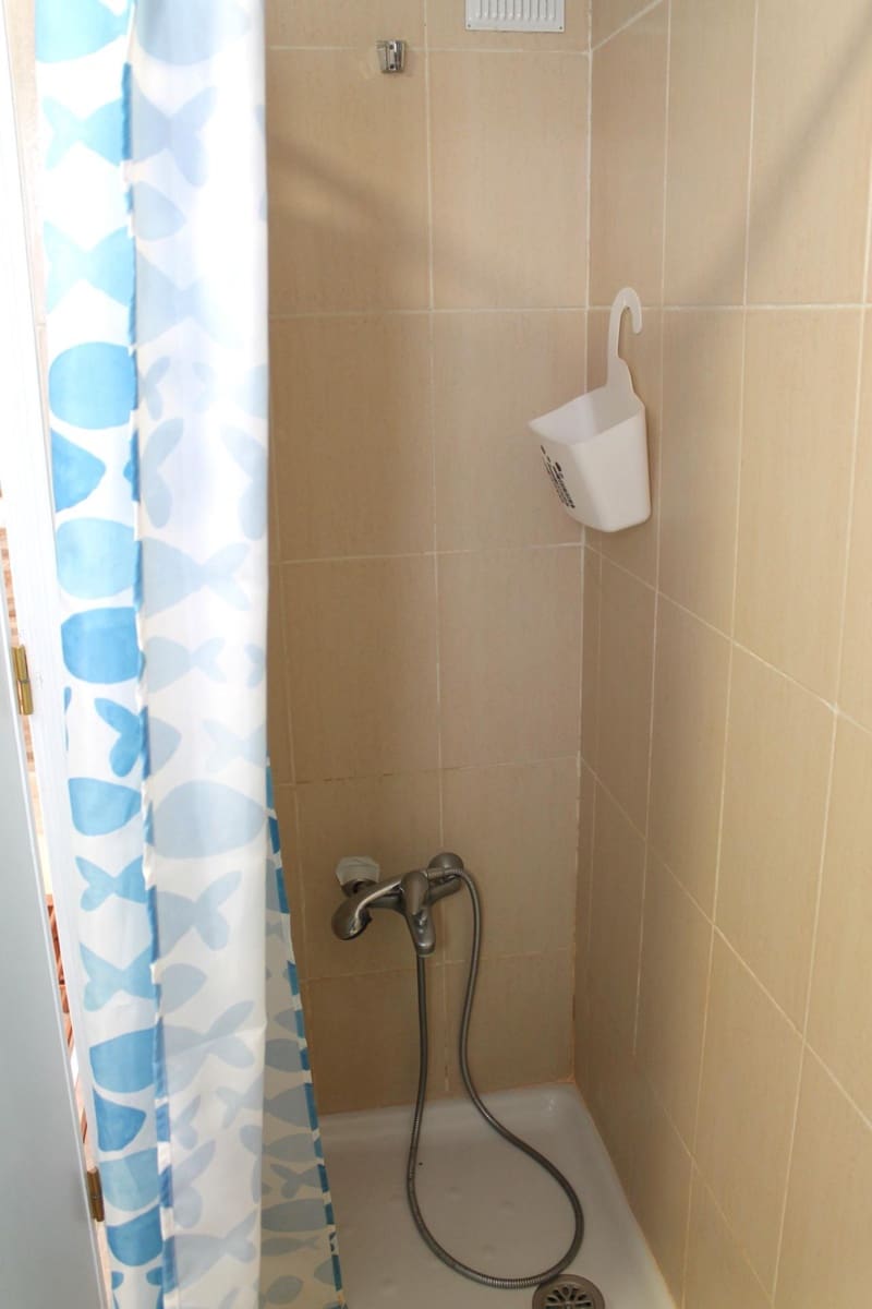 1 slaapkamer Flat te huur in San Bartolome de Tirajana met zwembad - € 1.000 (Ref: 9698942)