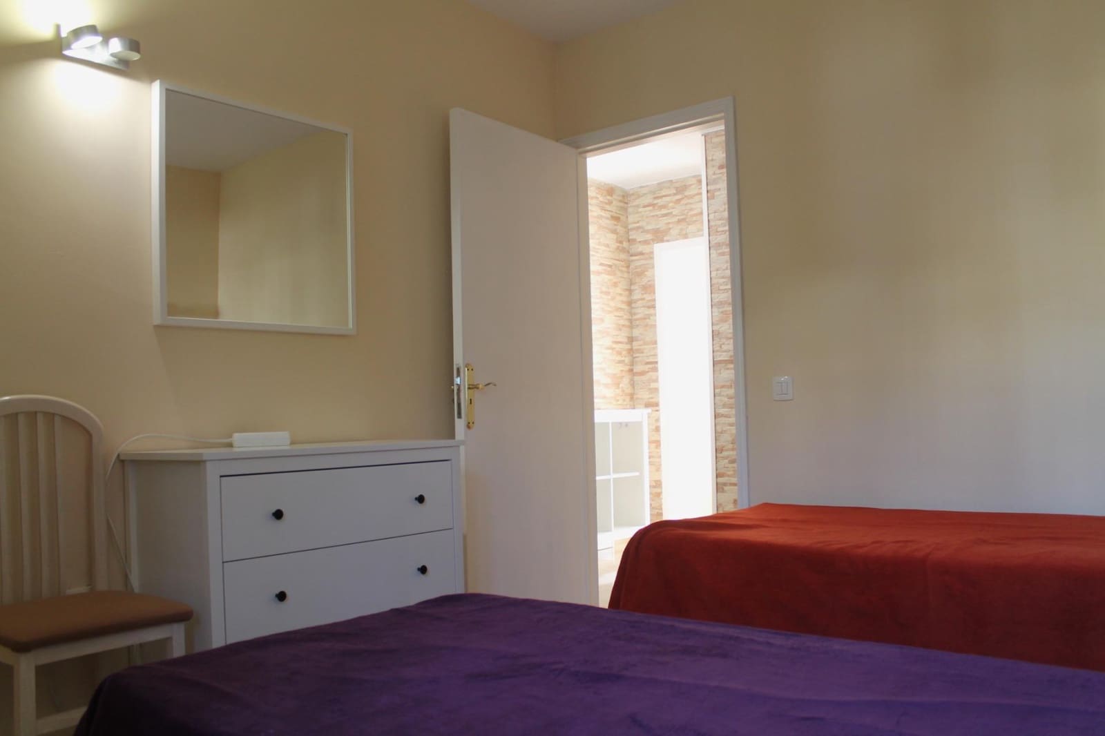 1 slaapkamer Flat te huur in San Bartolome de Tirajana met zwembad - € 1.000 (Ref: 9698942)