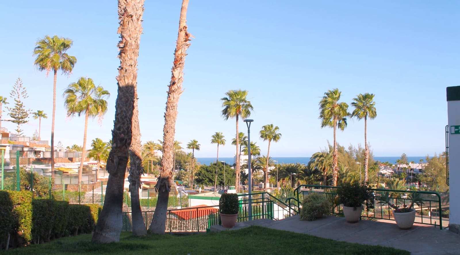 1 slaapkamer Flat te huur in San Bartolome de Tirajana met zwembad - € 1.000 (Ref: 9698942)