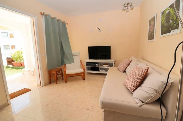 1 bedroom Flat for rent in San Bartolomé de Tirajana with pool - € 1,000 (Ref: 9698942)