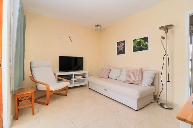 1 bedroom Flat for rent in San Bartolomé de Tirajana with pool - € 1,000 (Ref: 9698942)