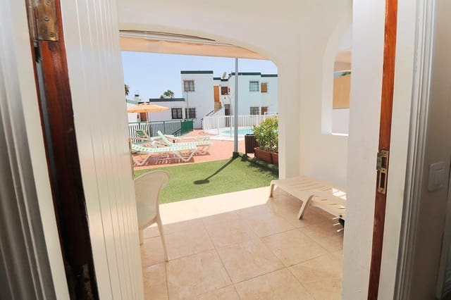 1 bedroom Flat for rent in San Bartolomé de Tirajana with pool - € 1,000 (Ref: 9698942)