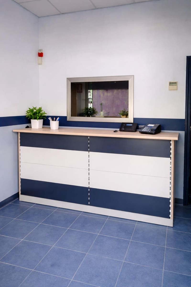 Commercial for sale in Vila-seca - € 85,000 (Ref: 9715101)