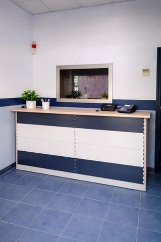 Commercial for sale in Vila-seca - € 85,000 (Ref: 9715101)