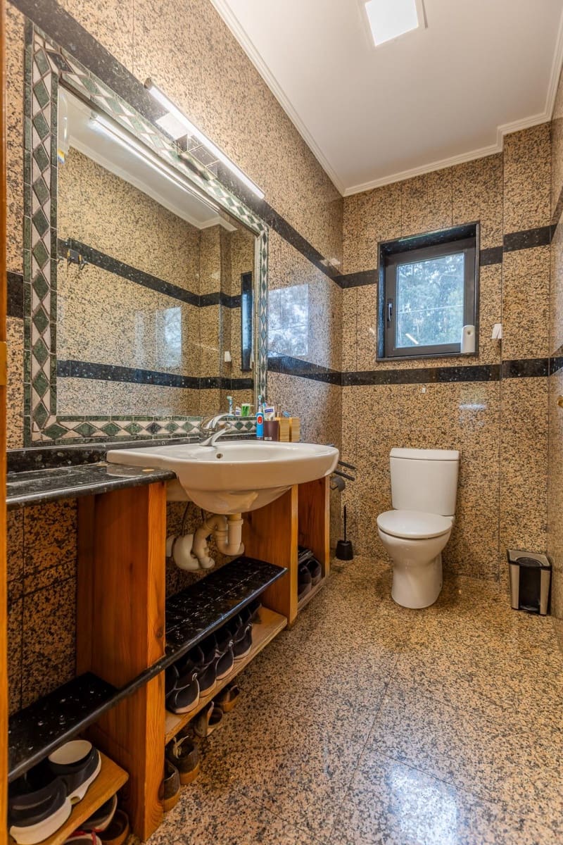 4 bedroom Villa for sale in Sada with garage - € 649,000 (Ref: 9715102)