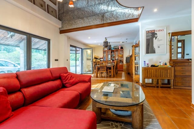 4 camera da letto Villa in vendita in Sada con garage - 649.000 € (Rif: 9715102)