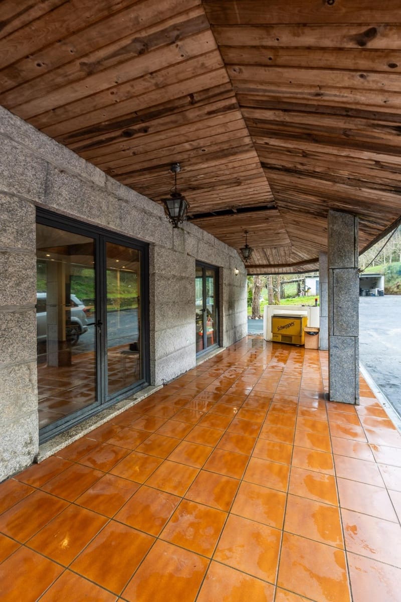 4 bedroom Villa for sale in Sada with garage - € 649,000 (Ref: 9715102)