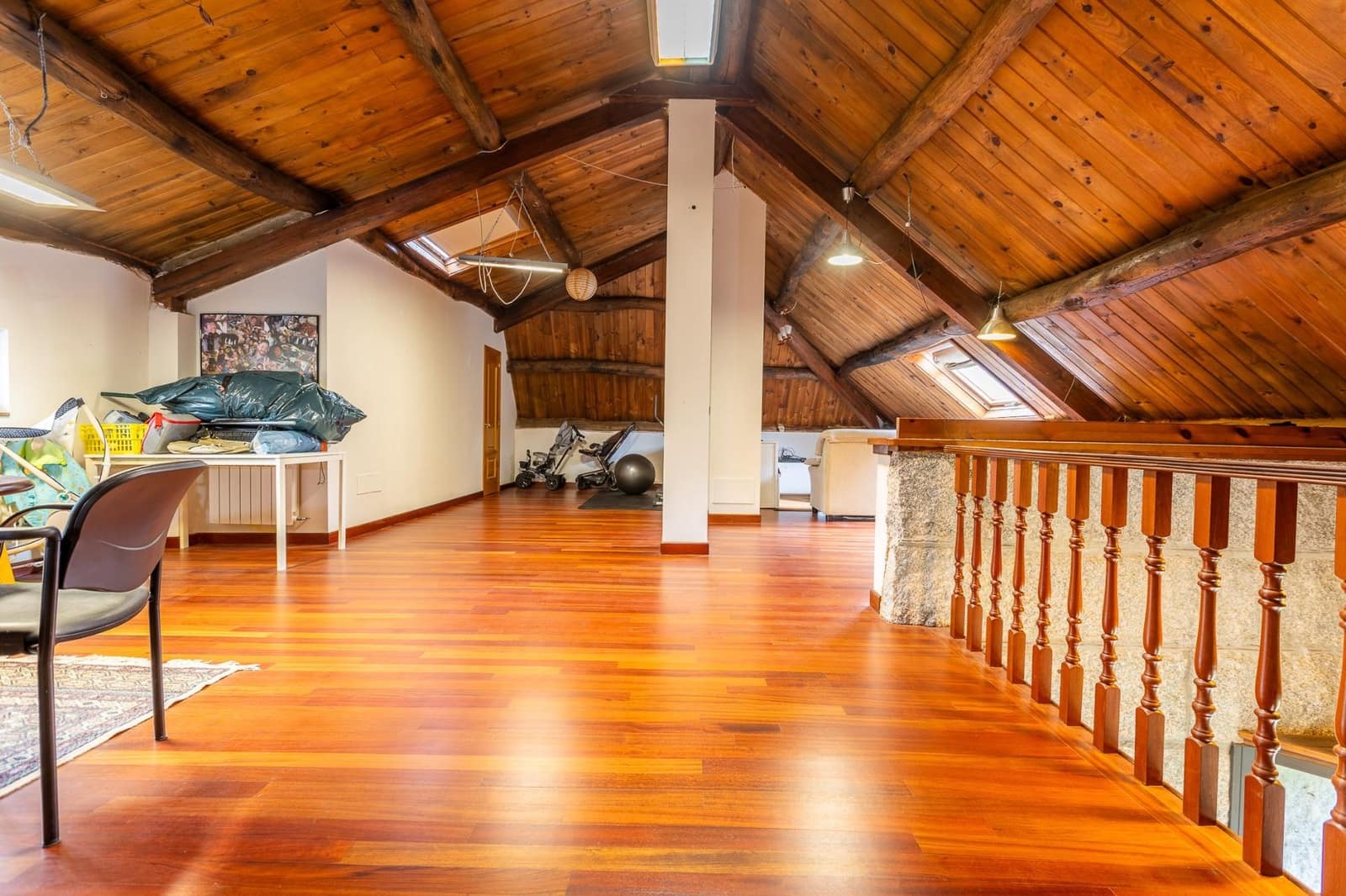 4 bedroom Villa for sale in Sada with garage - € 649,000 (Ref: 9715102)