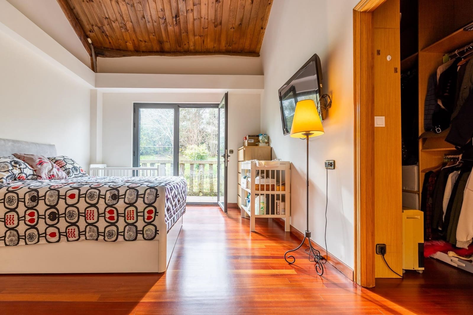 4 bedroom Villa for sale in Sada with garage - € 649,000 (Ref: 9715102)