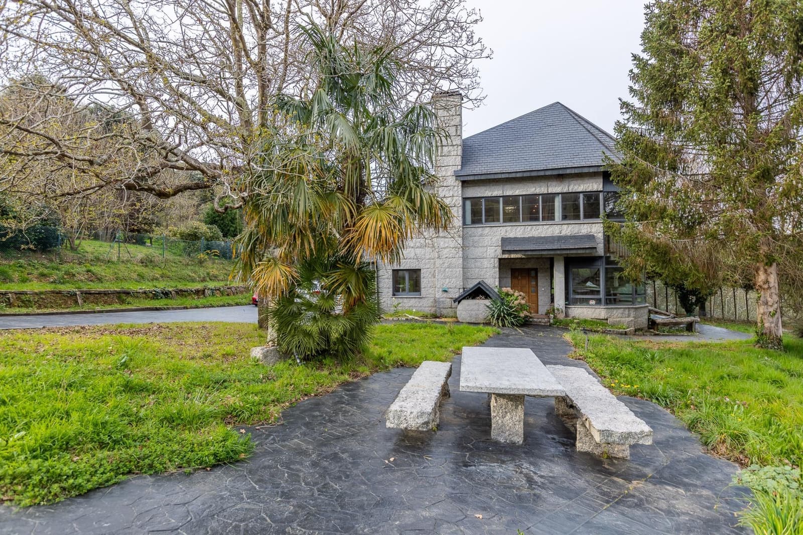 4 bedroom Villa for sale in Sada with garage - € 649,000 (Ref: 9715102)