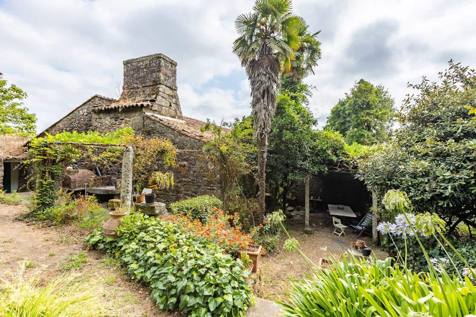 5 bedroom Villa for sale in Vedra with garage - € 1,000,000 (Ref: 9715103)