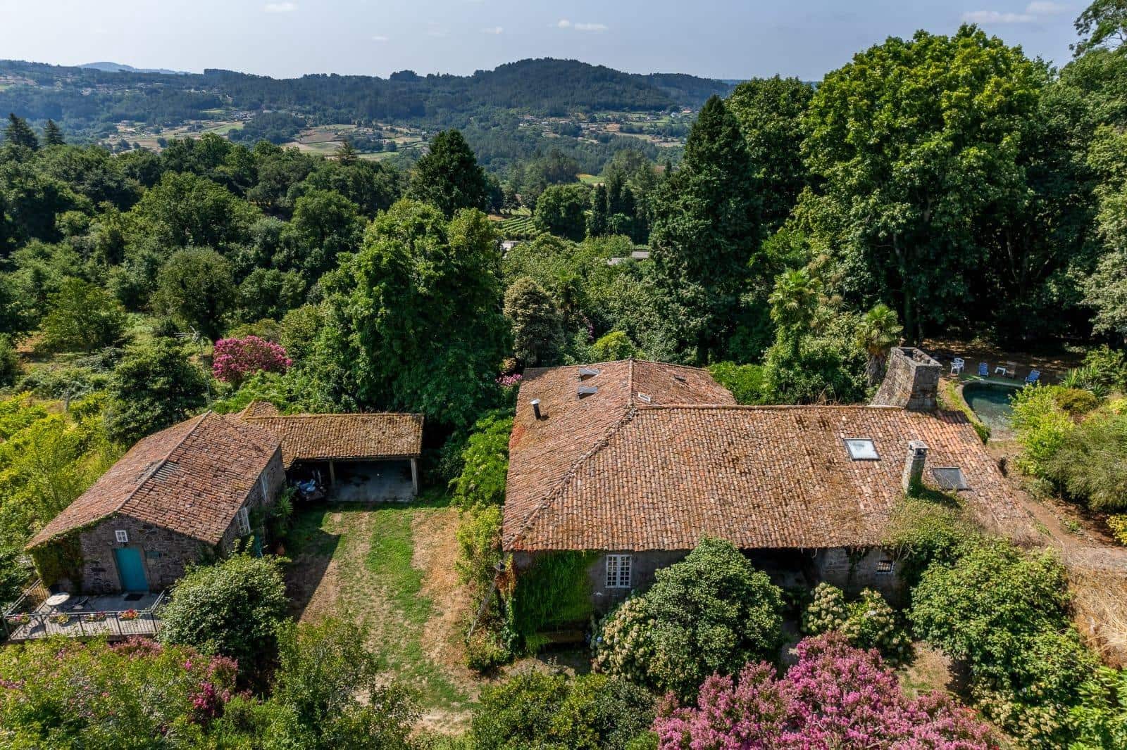 5 bedroom Villa for sale in Vedra with garage - € 1,000,000 (Ref: 9715103)