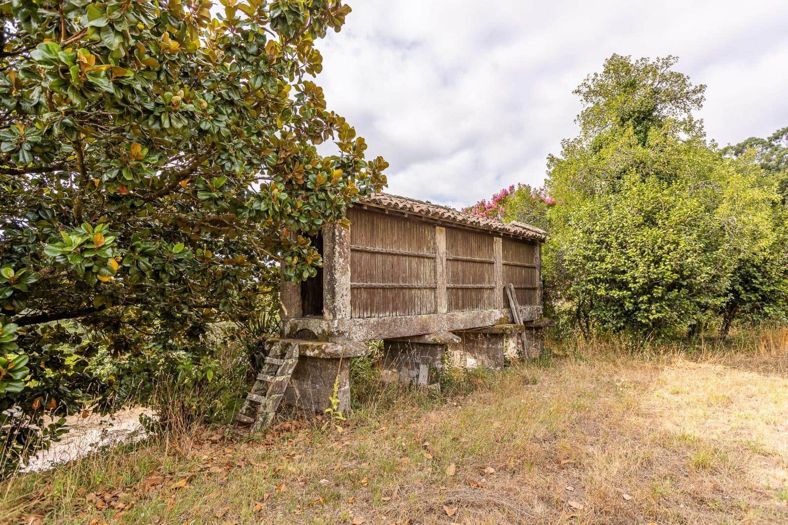 5 bedroom Villa for sale in Vedra with garage - € 1,000,000 (Ref: 9715103)