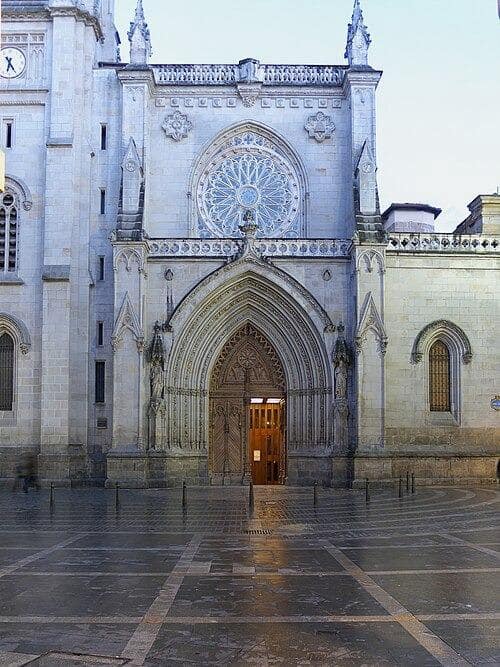 2 bedroom Penthouse for sale in Bilbao - € 595,000 (Ref: 9720182)