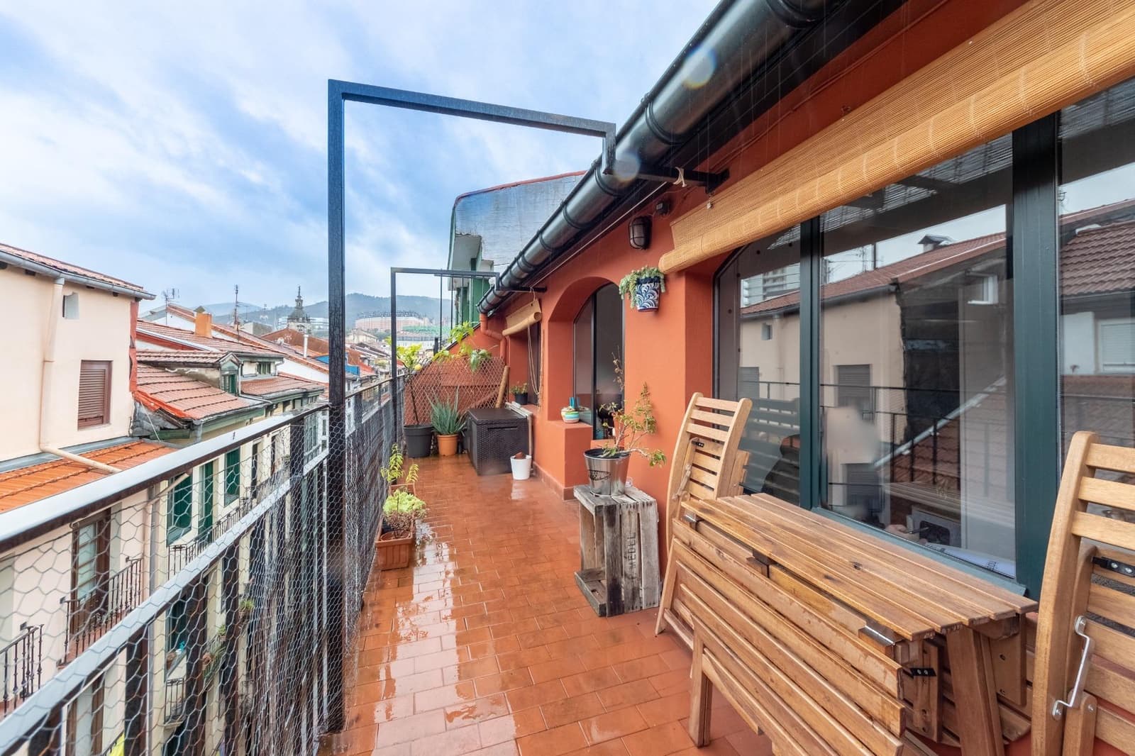 2 bedroom Penthouse for sale in Bilbao - € 595,000 (Ref: 9720182)