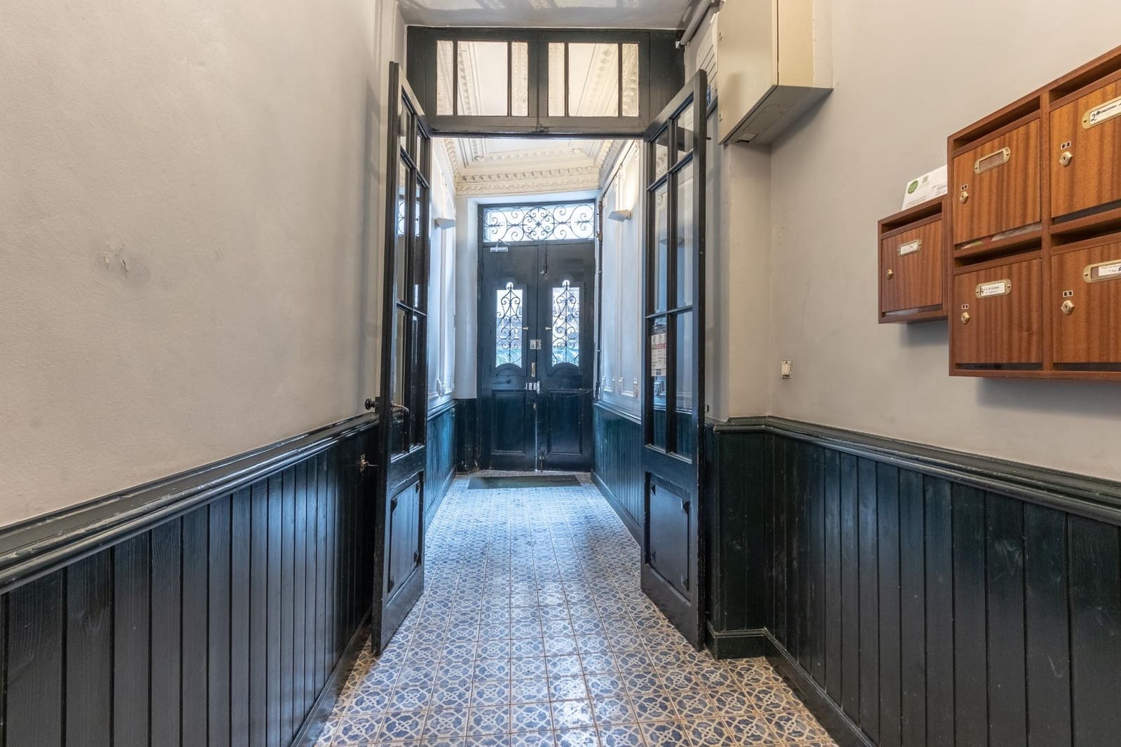 2 bedroom Penthouse for sale in Bilbao - € 595,000 (Ref: 9720182)