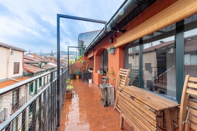2 bedroom Penthouse for sale in Bilbao - € 595,000 (Ref: 9720182)