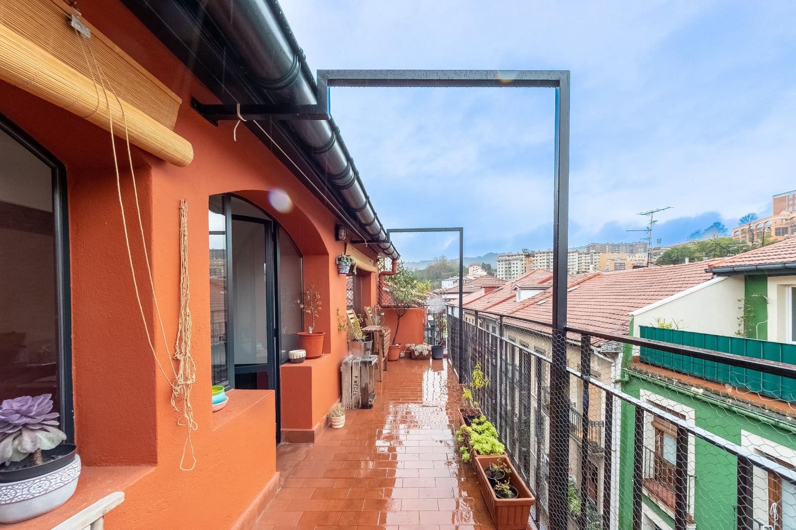 2 bedroom Penthouse for sale in Bilbao - € 595,000 (Ref: 9720182)