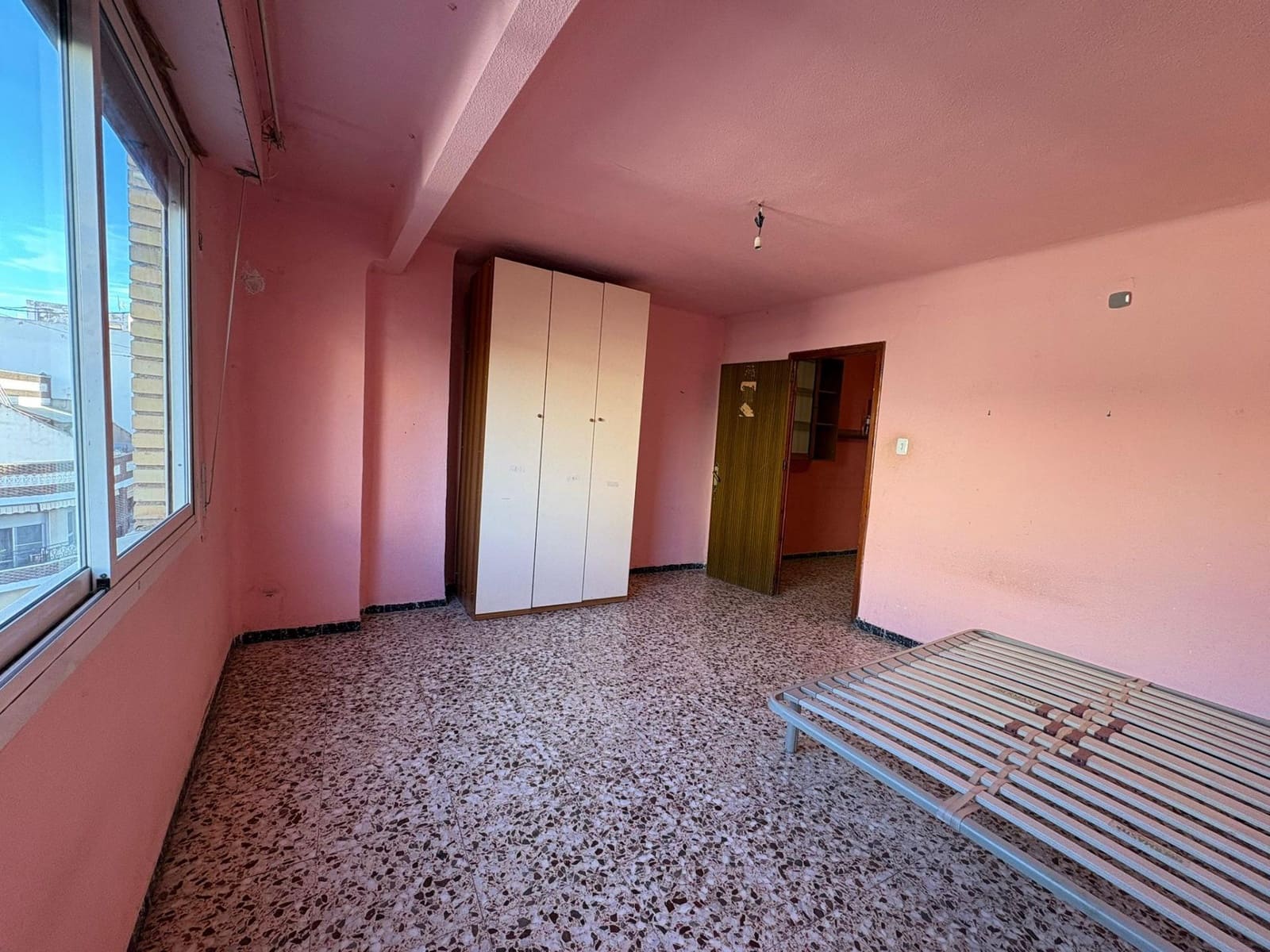 Piso de 3 habitaciones en Alcantarilla en venta - 87.500 € (Ref: 9720183)