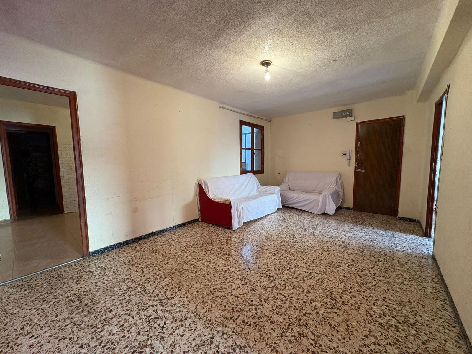 Piso de 3 habitaciones en Alcantarilla en venta - 87.500 € (Ref: 9720183)