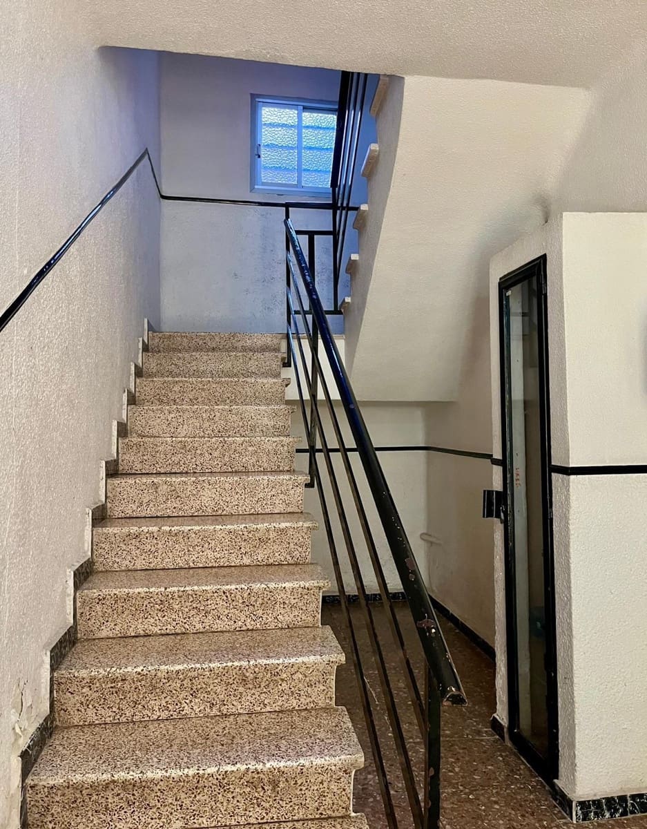 3 bedroom Flat for sale in Alcantarilla - € 85,000 (Ref: 9720183)