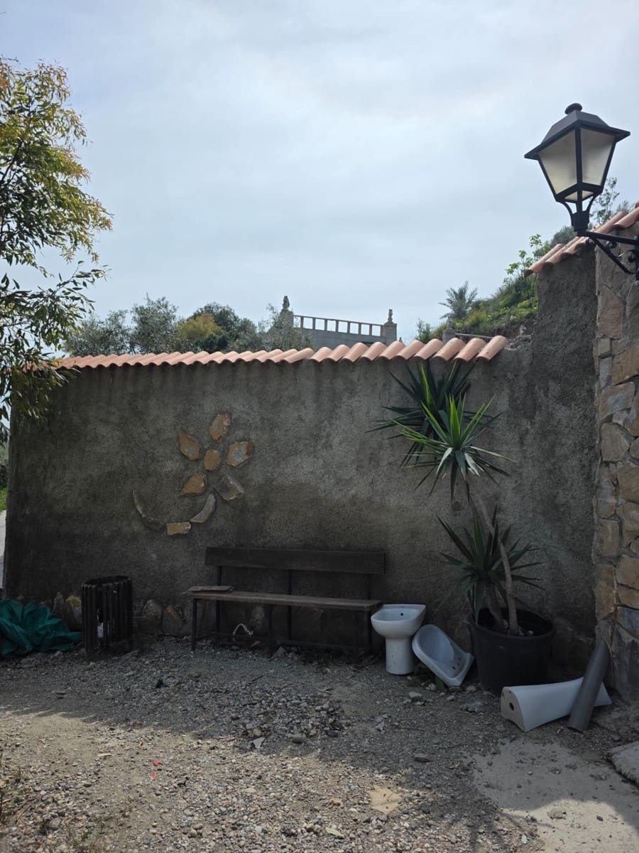 3 bedroom Finca/Country House for sale in Cuevas del Almanzora with garage - € 138,500 (Ref: 9720184)