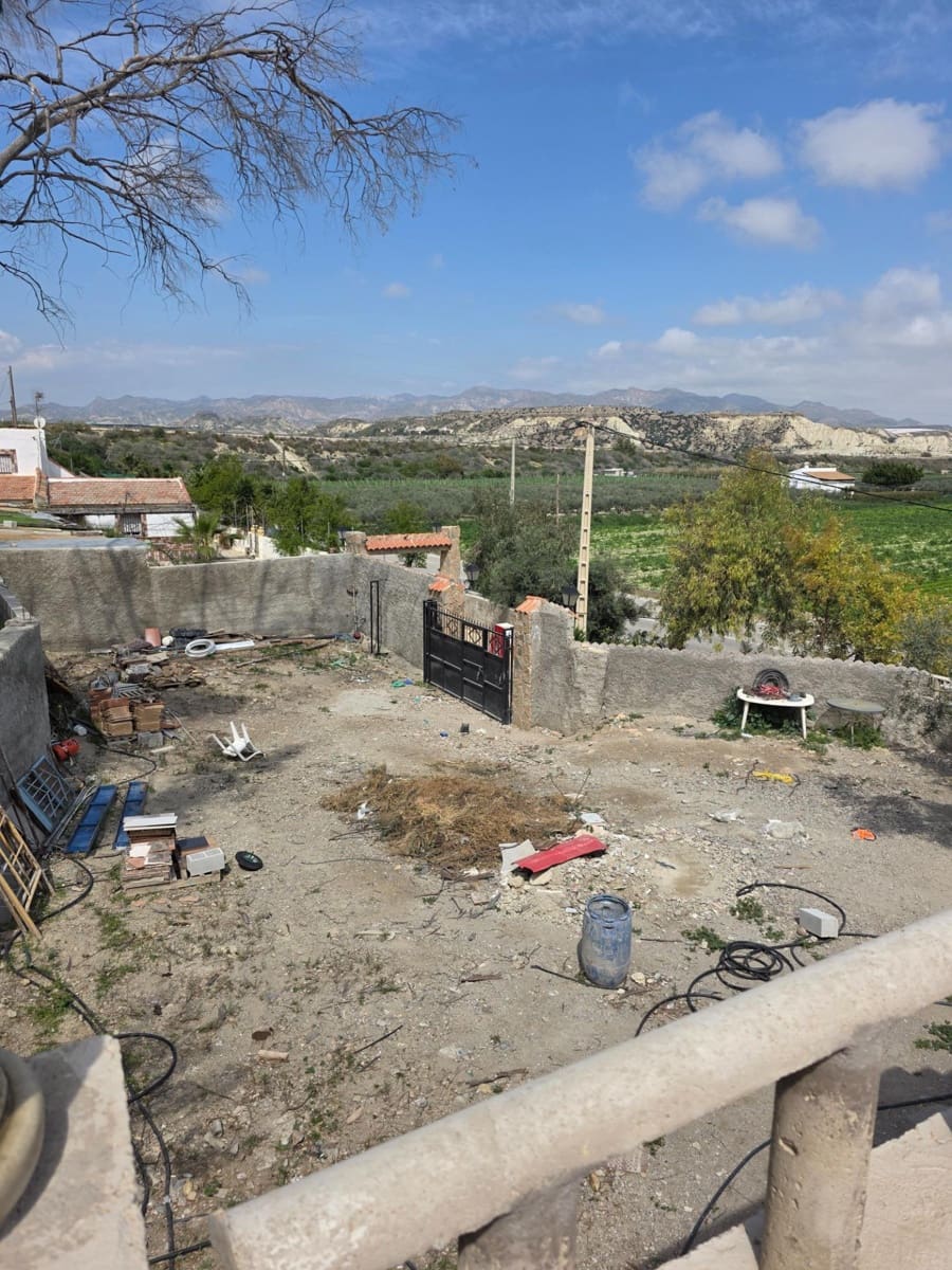 3 bedroom Finca/Country House for sale in Cuevas del Almanzora with garage - € 138,500 (Ref: 9720184)