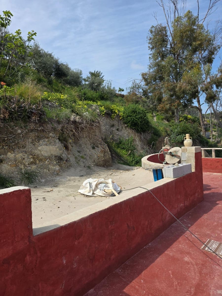 3 bedroom Finca/Country House for sale in Cuevas del Almanzora with garage - € 138,500 (Ref: 9720184)