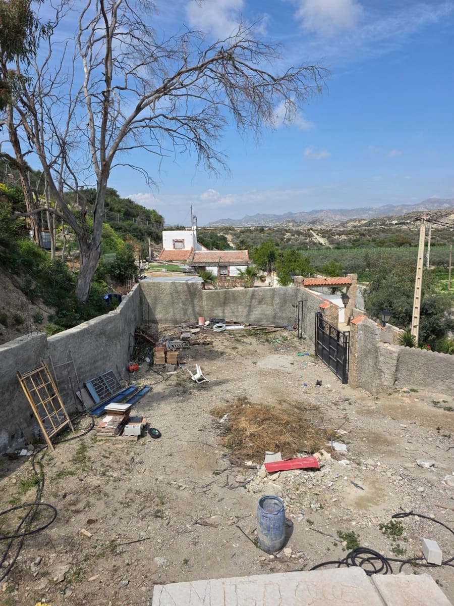 3 bedroom Finca/Country House for sale in Cuevas del Almanzora with garage - € 138,500 (Ref: 9720184)