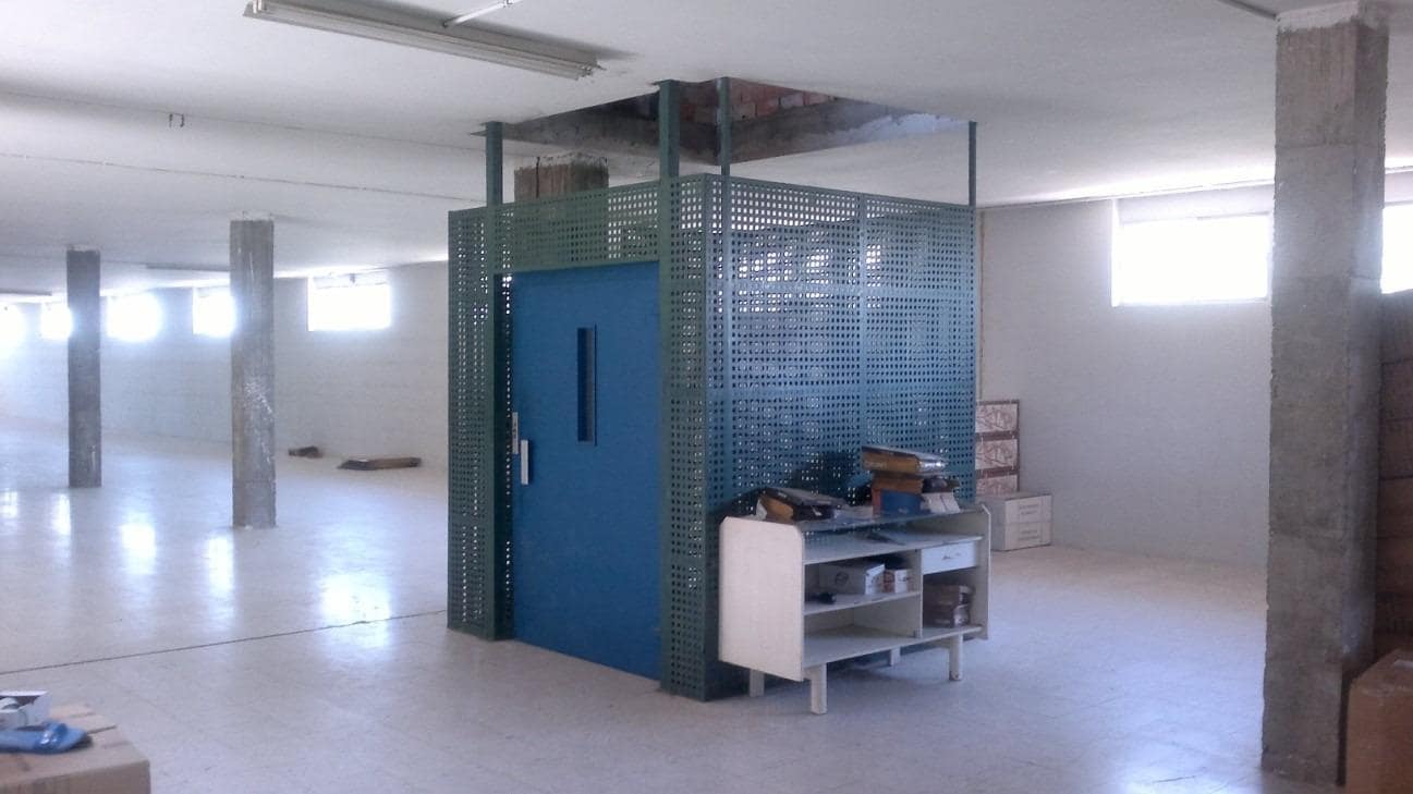 8 bedroom Business for sale in Don Benito with garage - € 1,190,000 (Ref: 9720186)