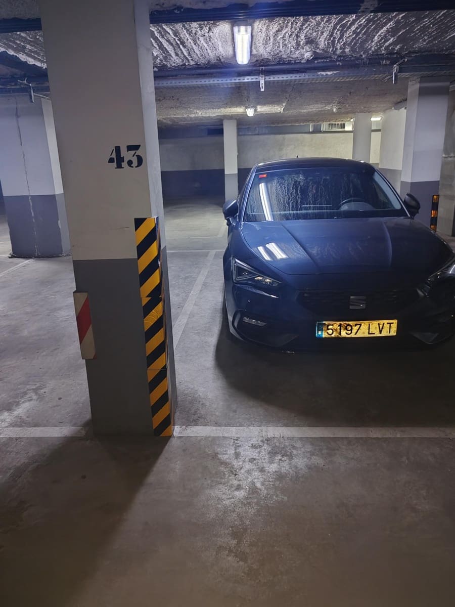 3 bedroom Flat for sale in Reus with garage - € 200,000 (Ref: 9720187)