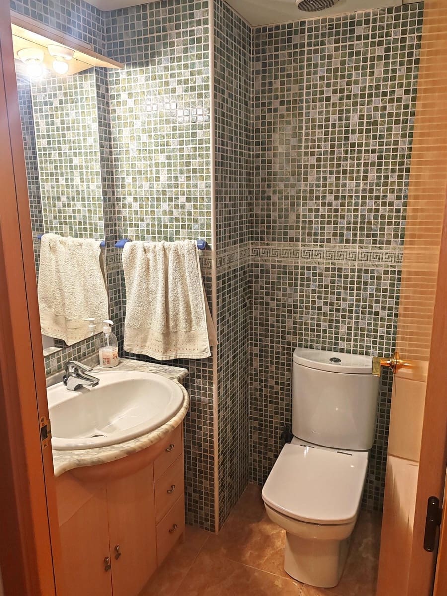 3 bedroom Flat for sale in Reus with garage - € 200,000 (Ref: 9720187)