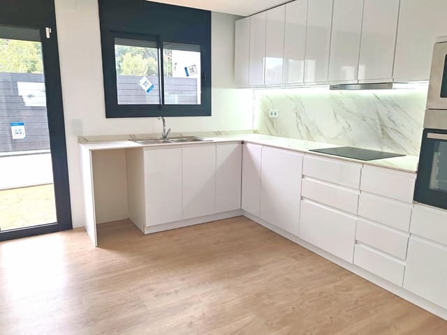 4 camera da letto Villa in vendita in Segur de Calafell, Calafell con garage - 540.000 € (Rif: 9720188)